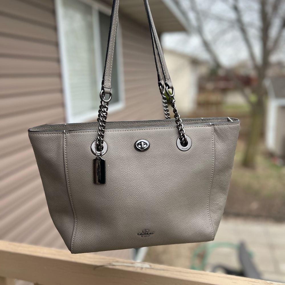 Coach Turnlock Leather Chain Tote